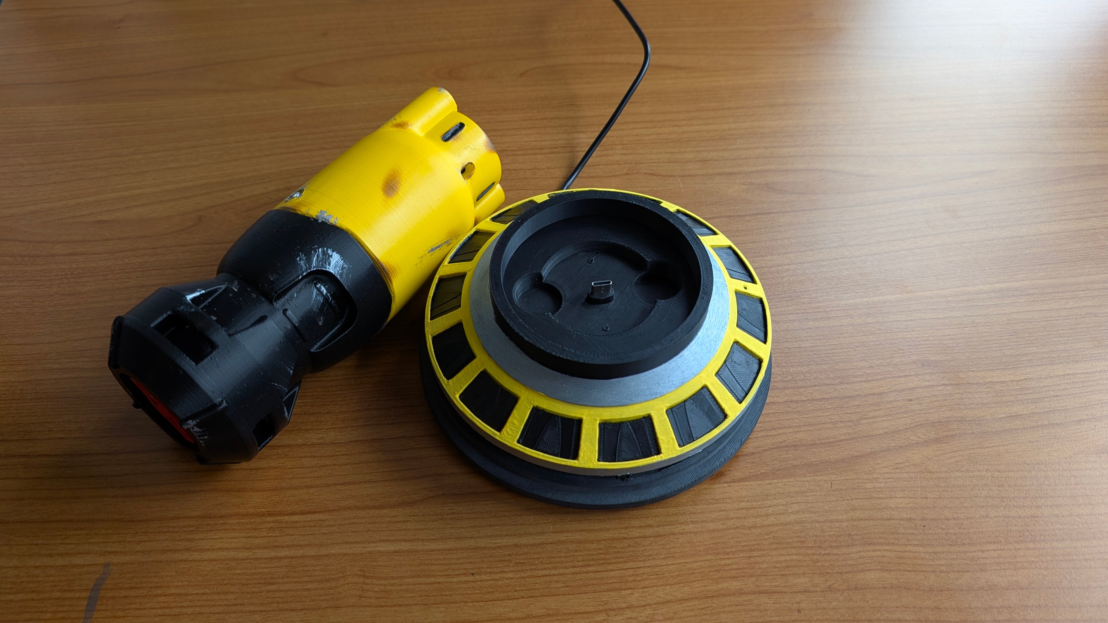 Fallout Fusion Core Power Bank