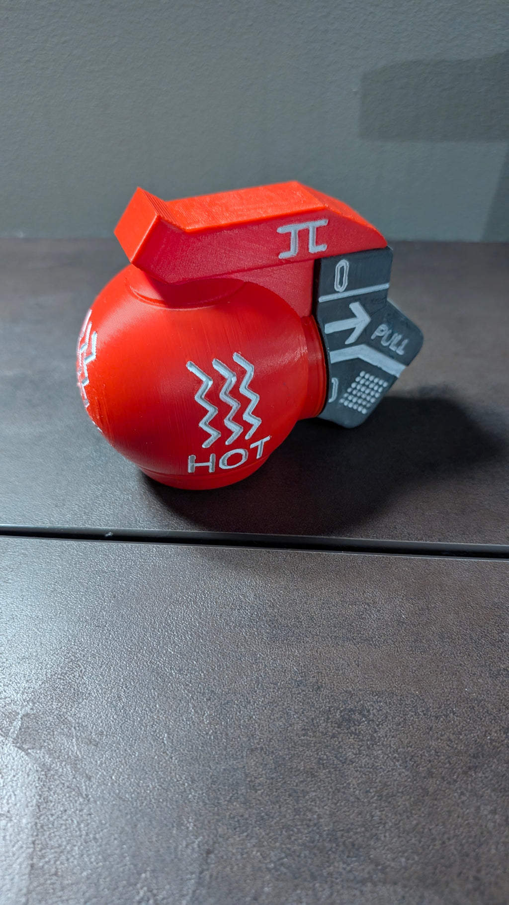 Marathon Heat Grenade Prop – Handmade Sci-Fi Collectible