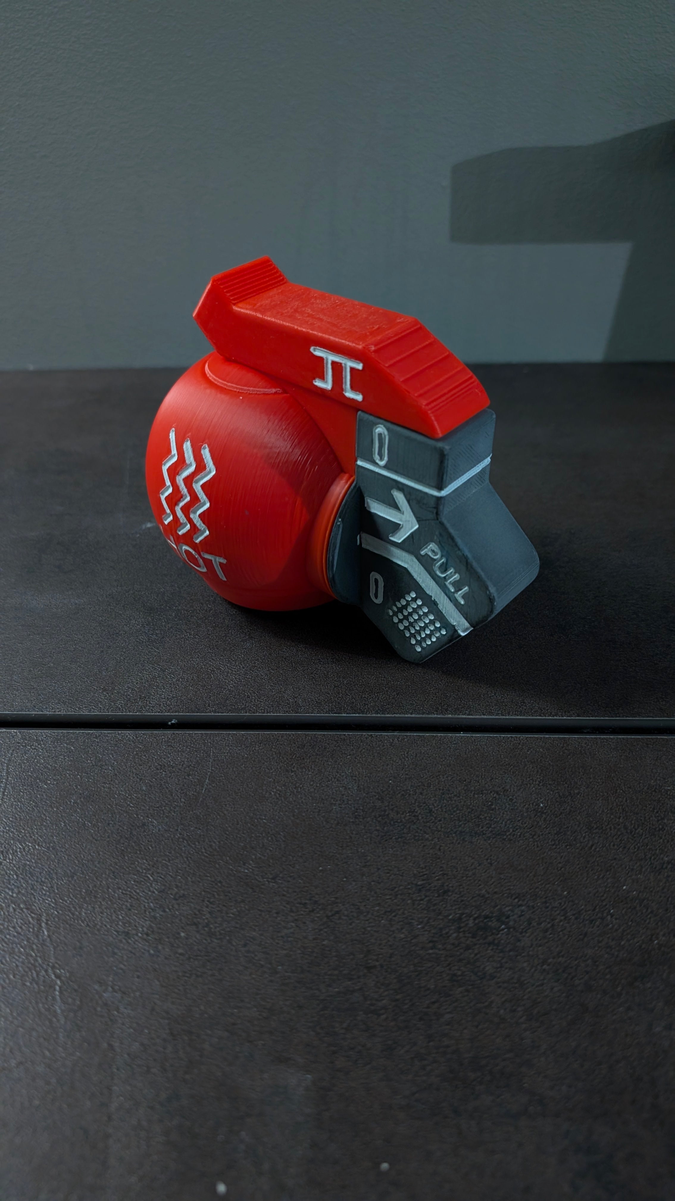 Marathon Heat Grenade Prop – Handmade Sci-Fi Collectible