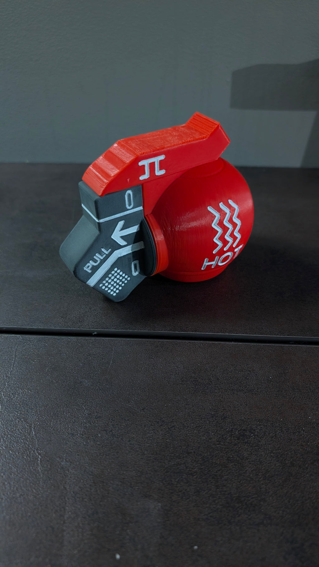 Marathon Heat Grenade Prop – Handmade Sci-Fi Collectible